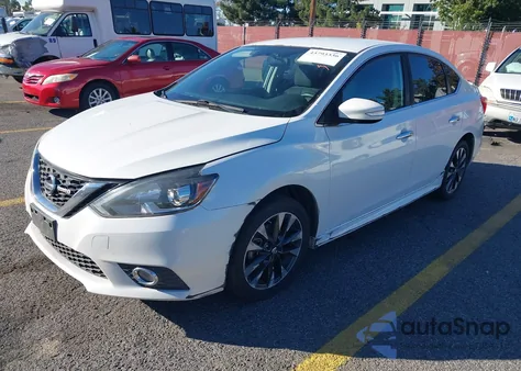 2016 Nissan Sentra Sr z USA, uszkodzony, nr VIN 3N1AB7AP6GY290041